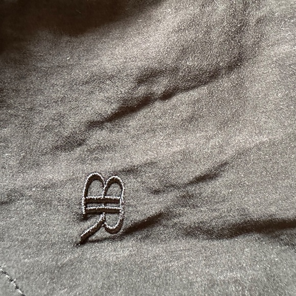 Banana Republic  | Women’s size L  Long Sleeve, Flowy Collared Shirt - Picture 8 of 13